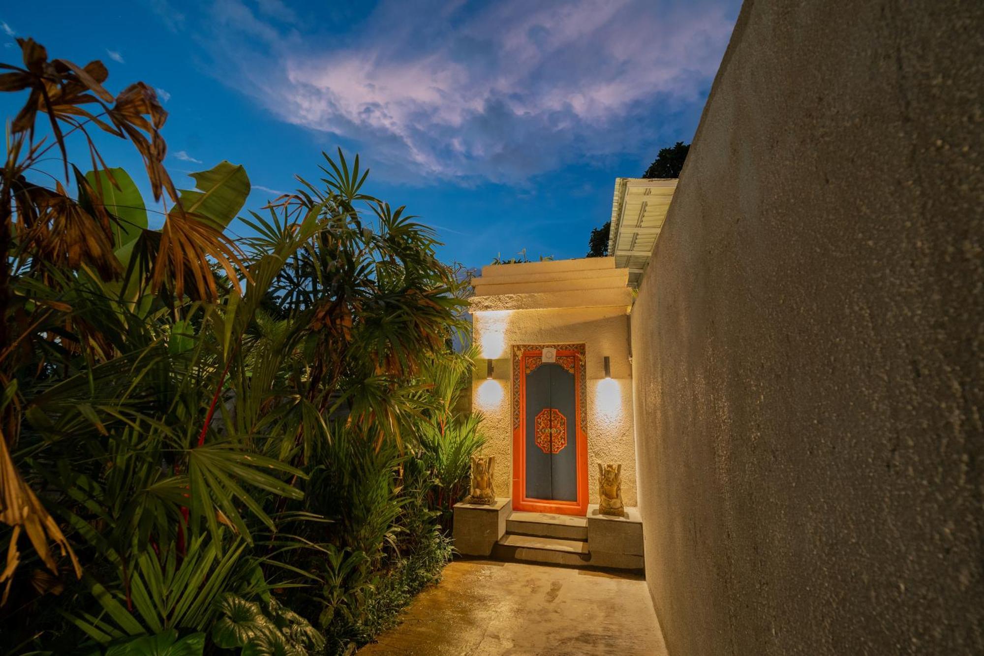 Narada Suite & Villa Ουμπούντ Εξωτερικό φωτογραφία
