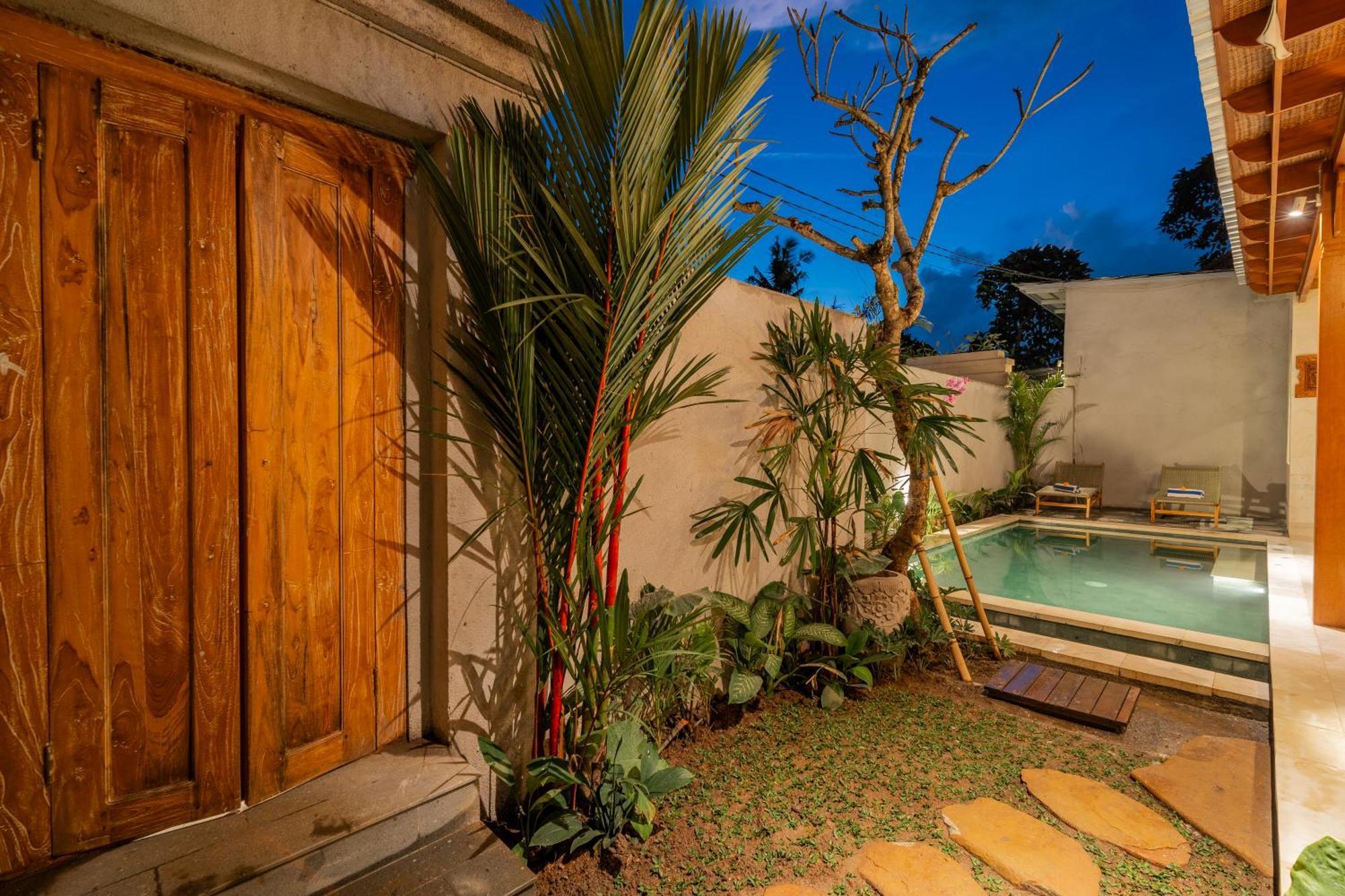 Narada Suite & Villa Ουμπούντ Εξωτερικό φωτογραφία